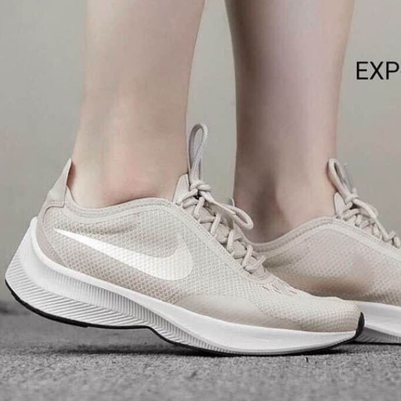 nike fast exp racer